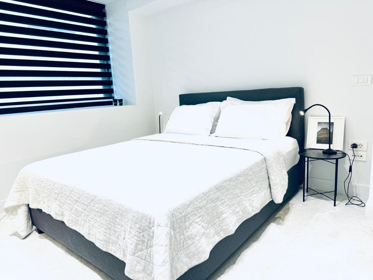 Stylish Central Superior Bedroom In Kolonaki Афіни Екстер'єр фото